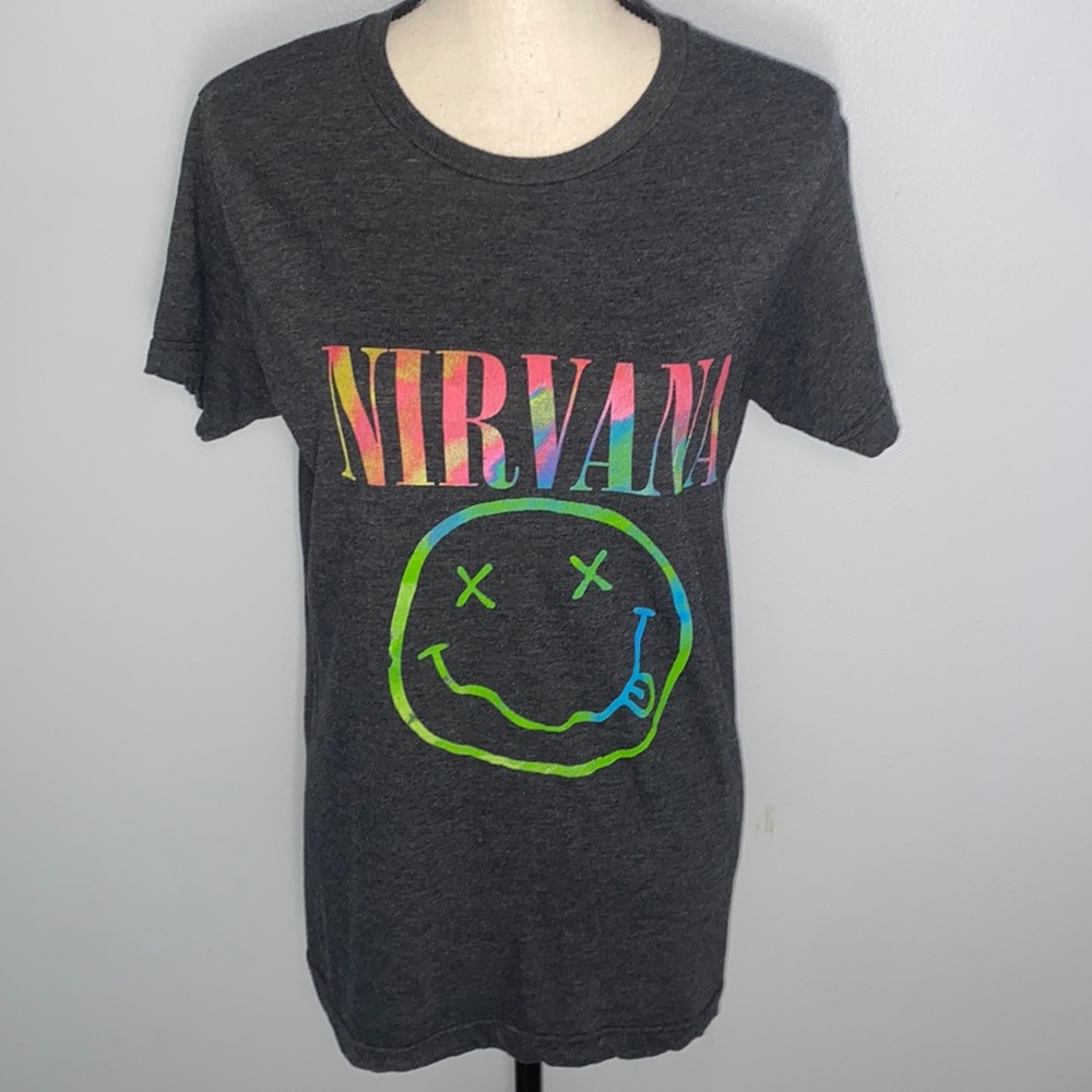 Women’s Gray Nirvana Short Sleeve T-Shirt Size Large